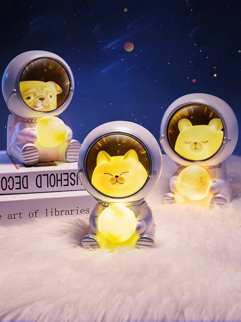 Zoolightic- Charming Astronaut LED Night Light