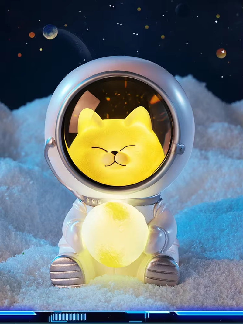 Zoolightic- Charming Astronaut LED Night Light